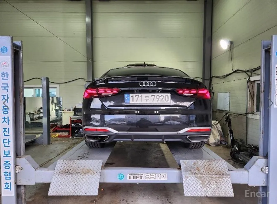 Фото 2 - Audi A5