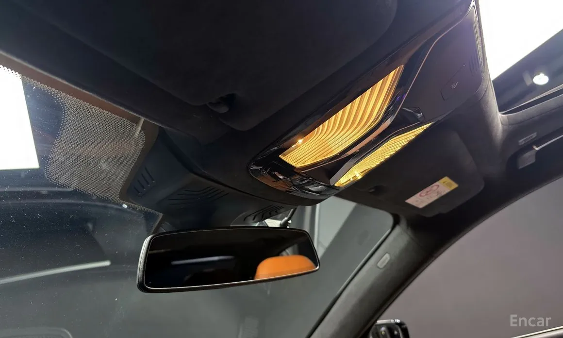 Фото 19 - BMW 7 Series