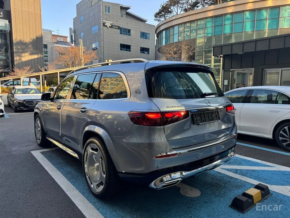 Фото 4 - Mercedes-Benz GLS-Class