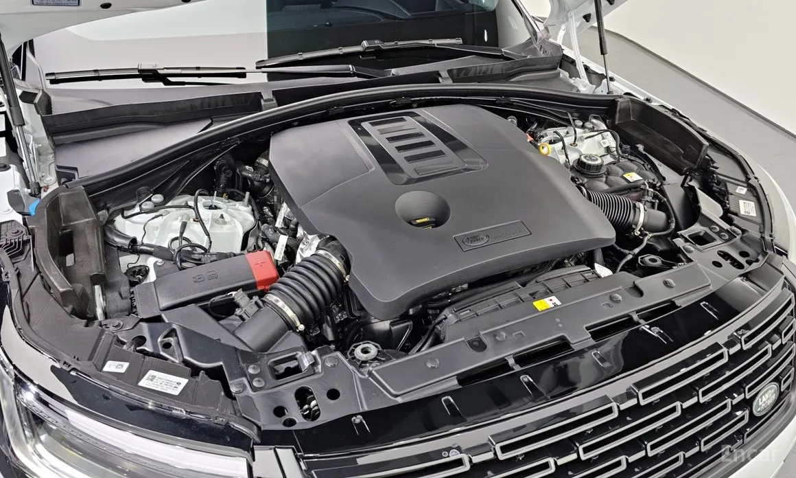 Фото 10 - Land Rover Range Rover Velar