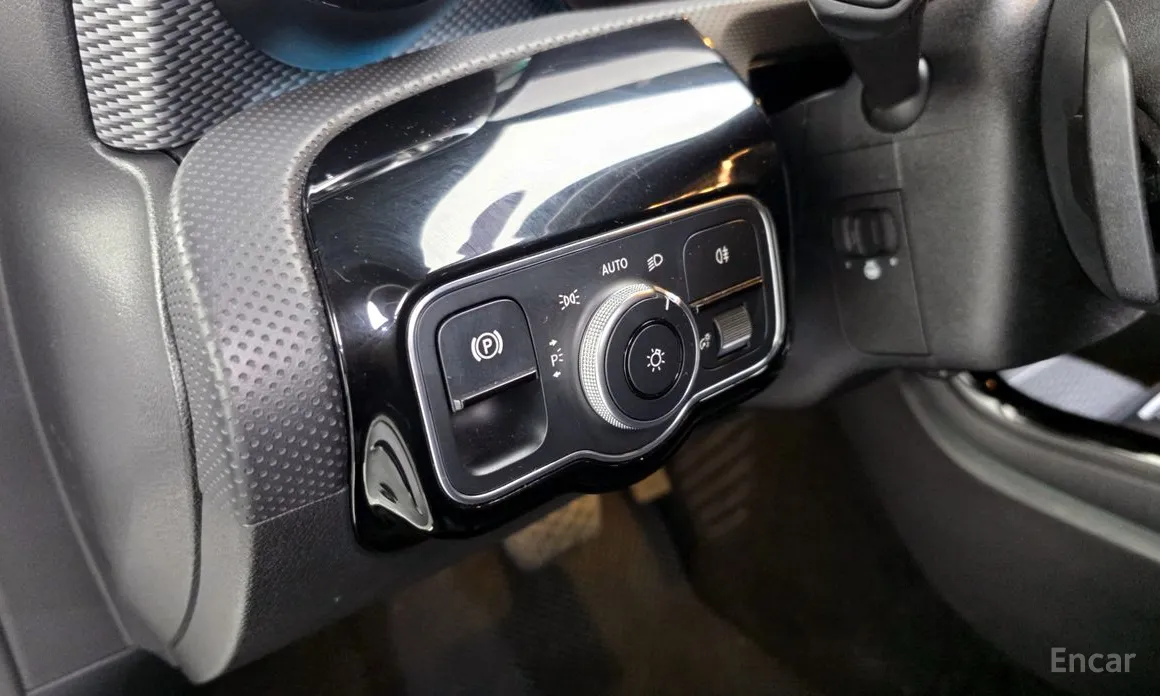 Фото 17 - Mercedes-Benz A-Class