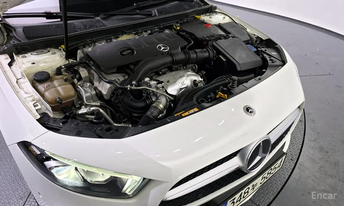 Фото 6 - Mercedes-Benz A-Class