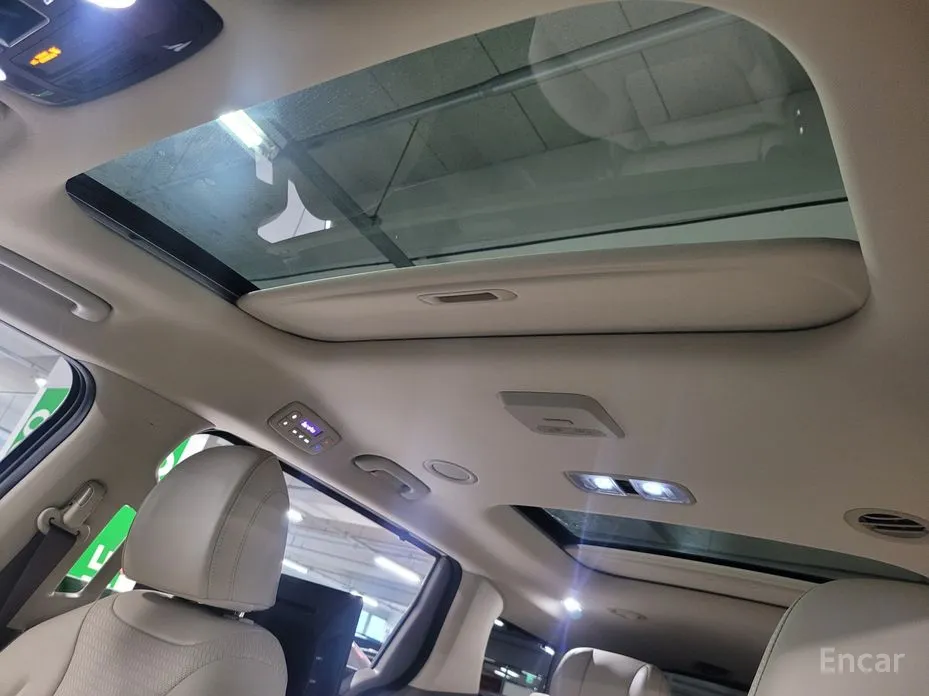 Фото 11 - Kia Carnival