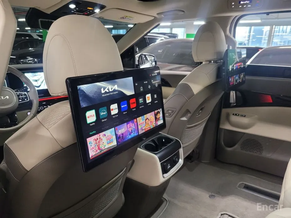 Фото 13 - Kia Carnival