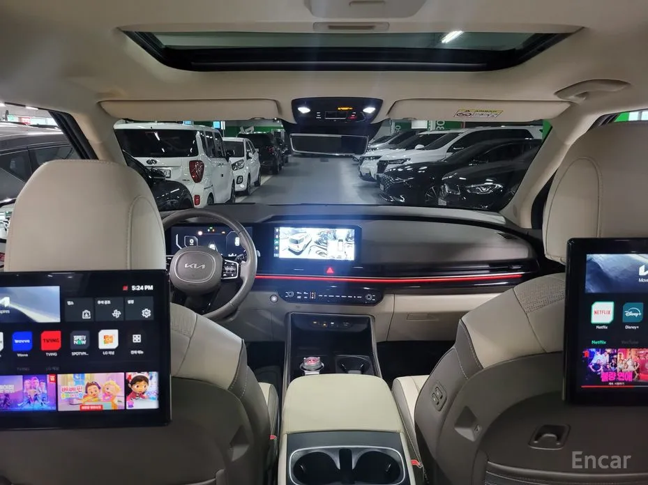 Фото 14 - Kia Carnival