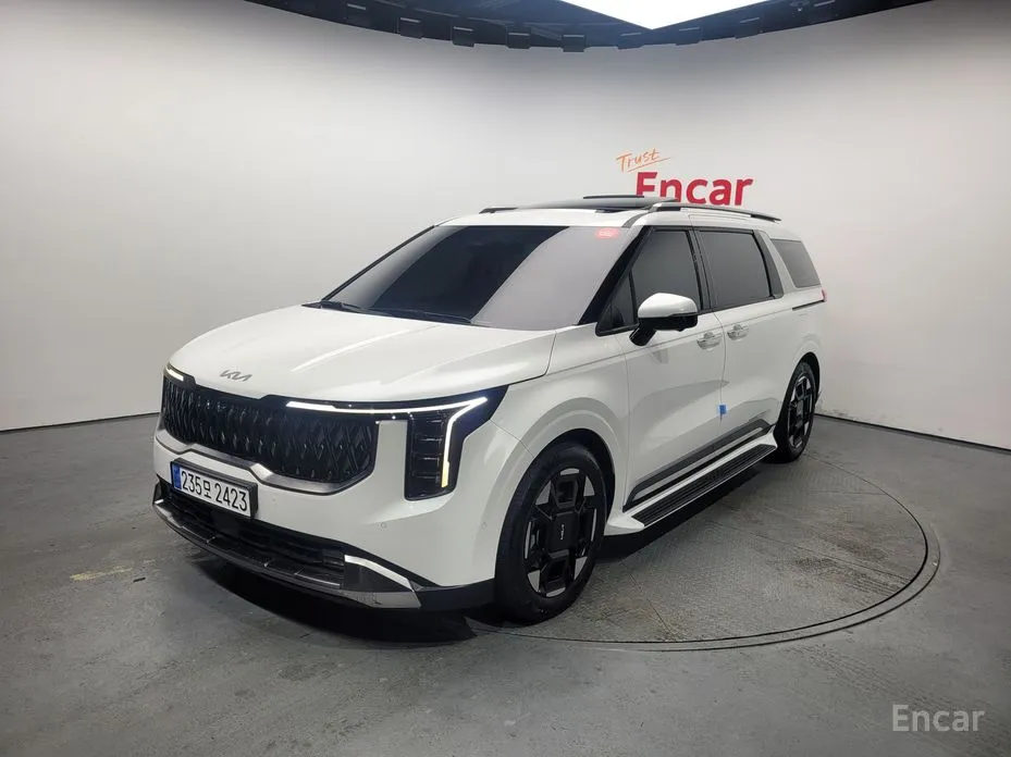 Фото 3 - Kia Carnival