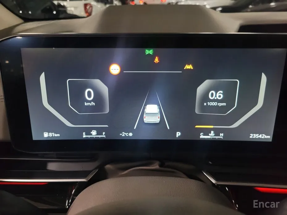 Фото 5 - Kia Carnival