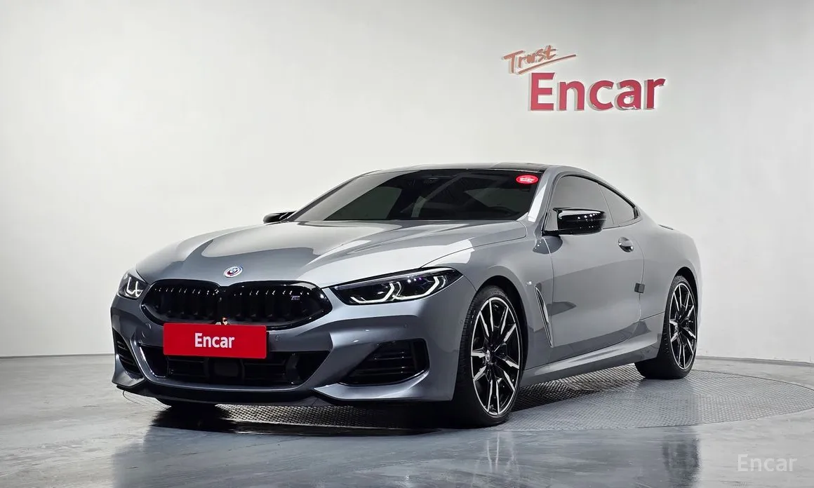 Фото 1 - BMW 8 Series