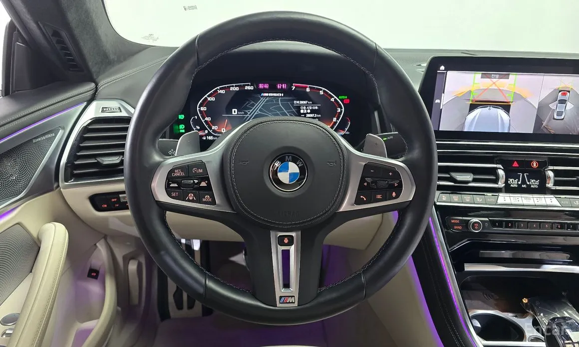 Фото 13 - BMW 8 Series