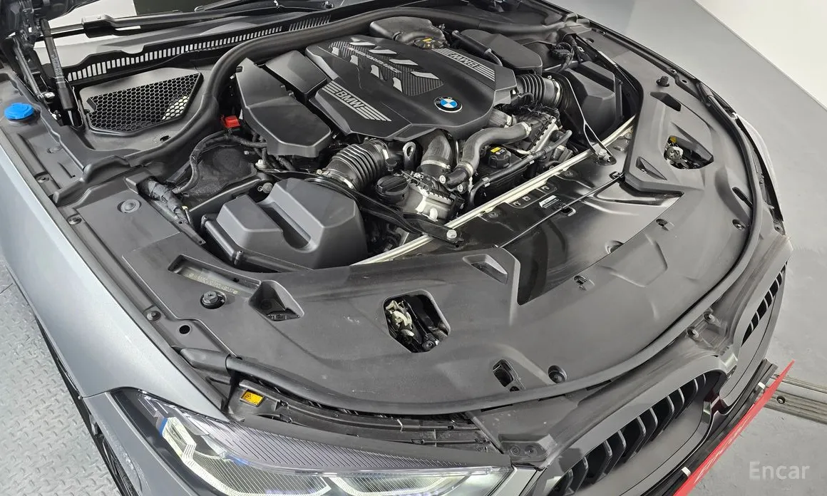 Фото 6 - BMW 8 Series