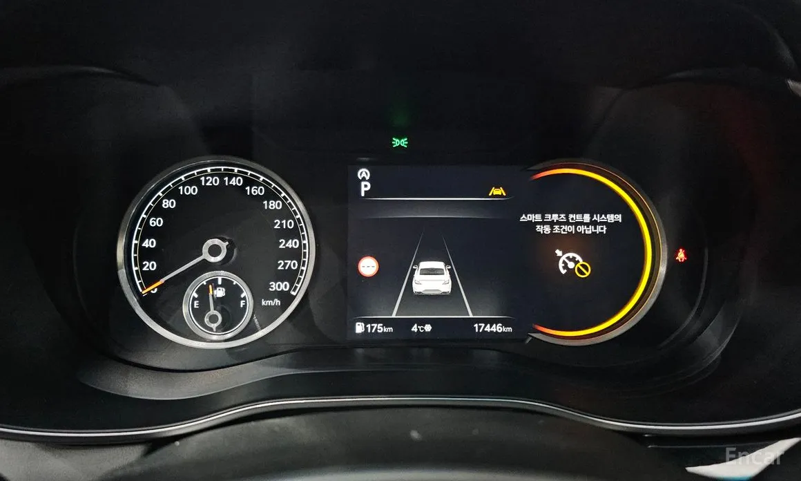 Фото 8 - Genesis G70