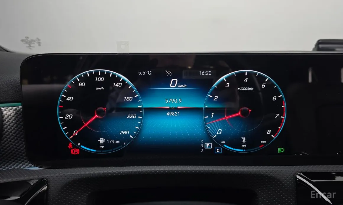 Фото 8 - Mercedes-Benz A-Class