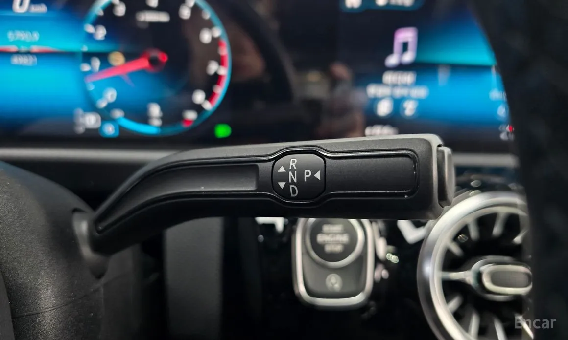 Фото 9 - Mercedes-Benz A-Class