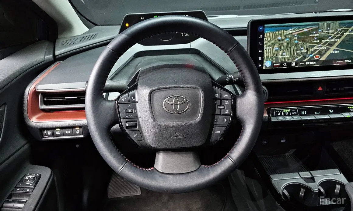 Фото 13 - Toyota Prius