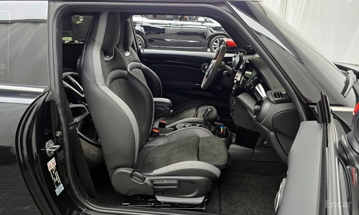 Фото 11 - Mini Cooper