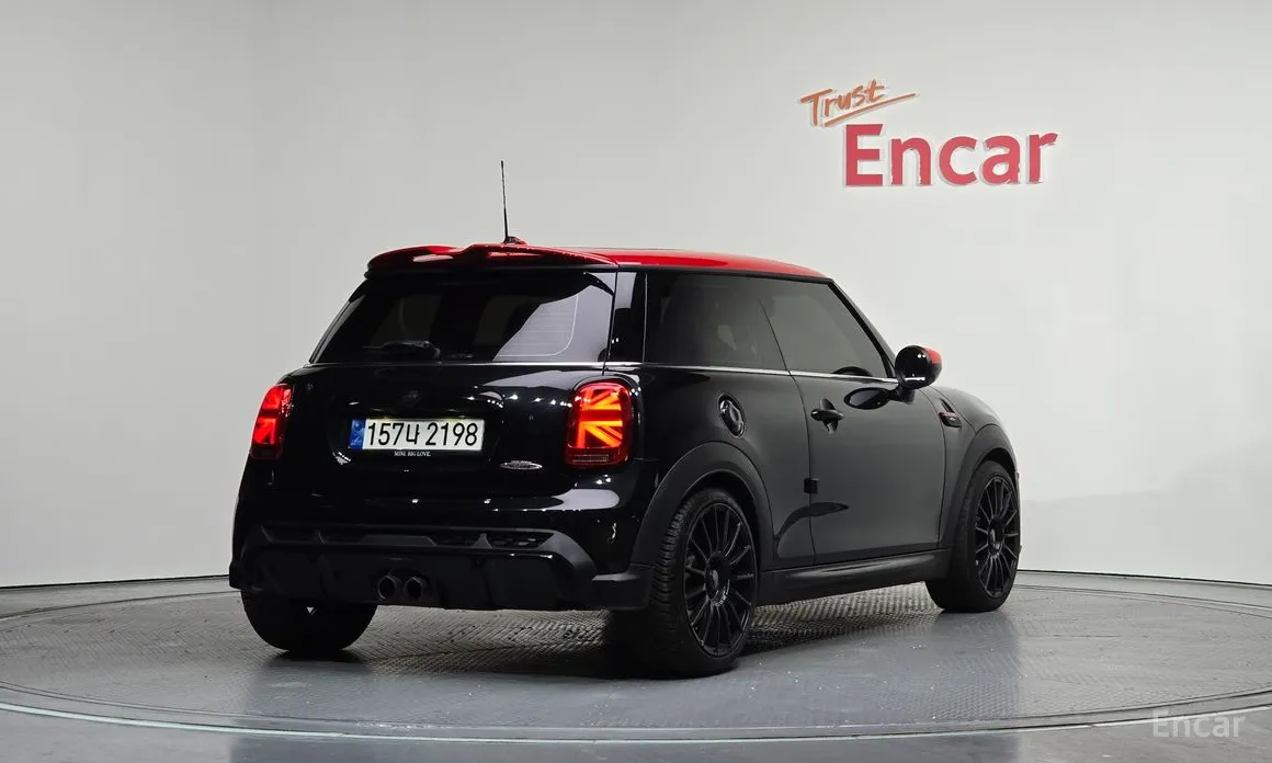 Фото 2 - Mini Cooper