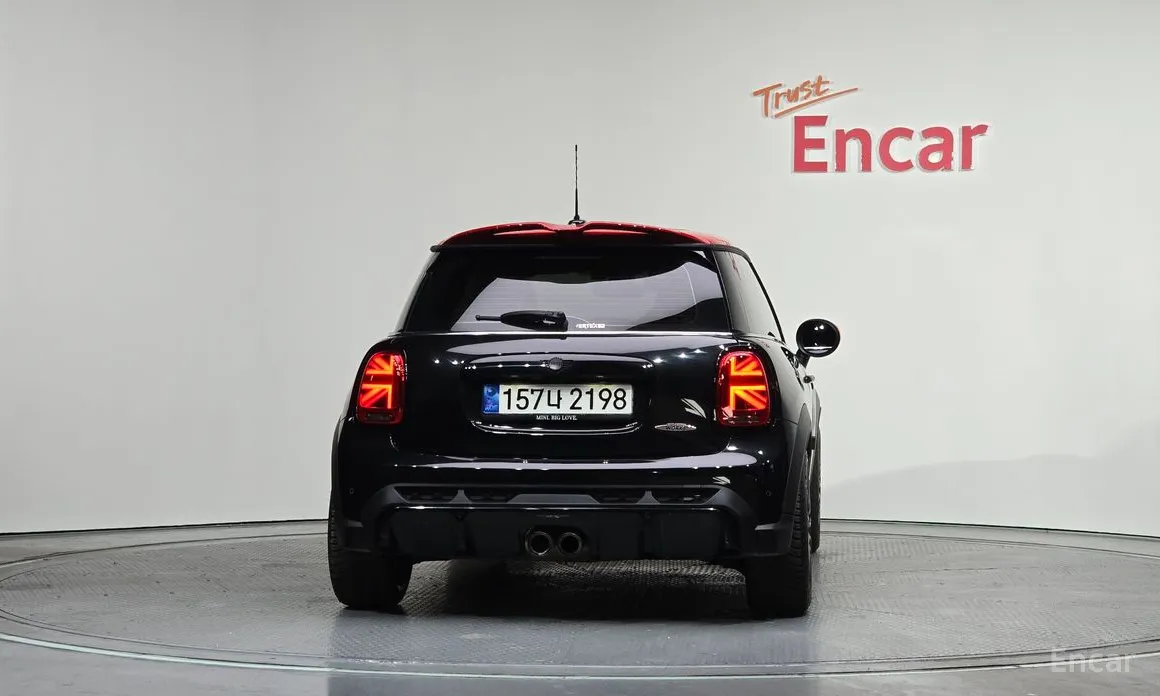 Фото 4 - Mini Cooper