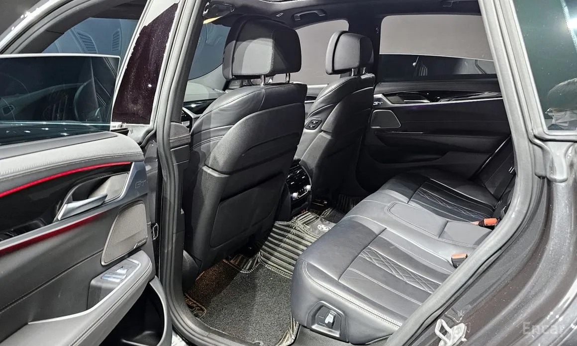 Фото 12 - BMW Gran Turismo