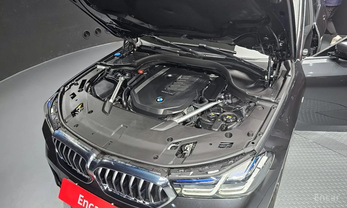 Фото 6 - BMW Gran Turismo