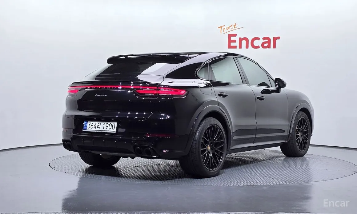 Фото 2 - Porsche Cayenne