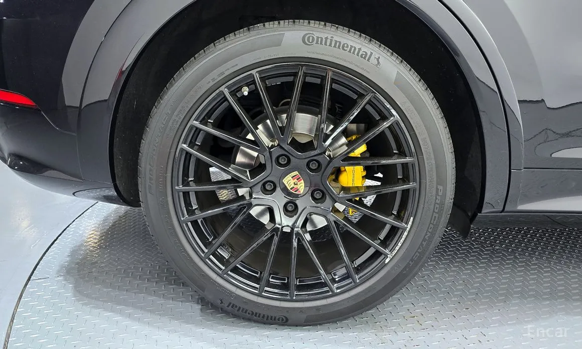 Фото 5 - Porsche Cayenne