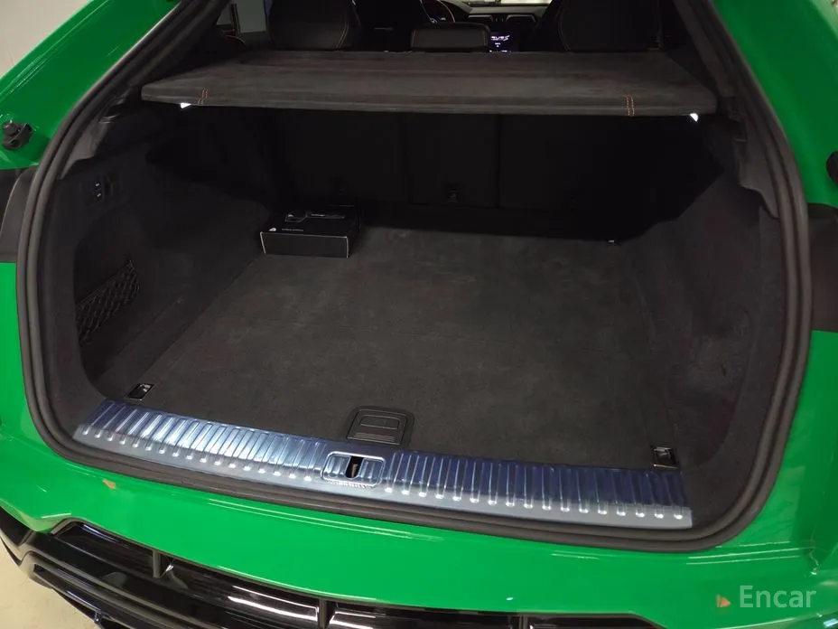 Фото 14 - Lamborghini Urus