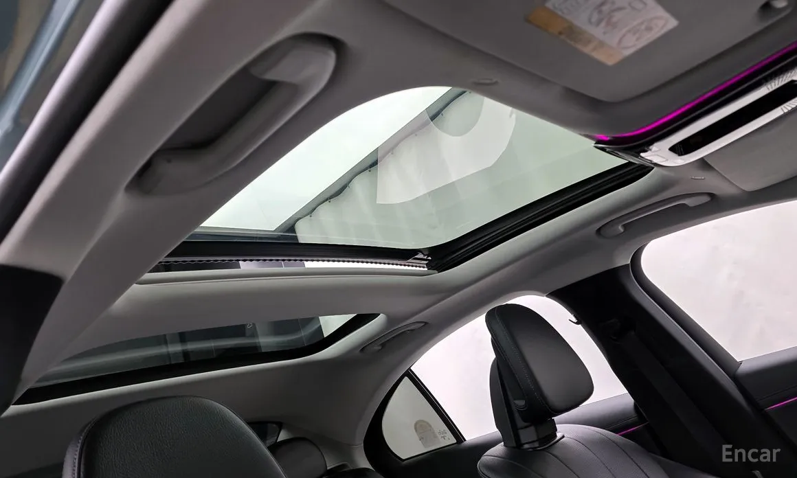 Фото 17 - Mercedes-Benz E-Class