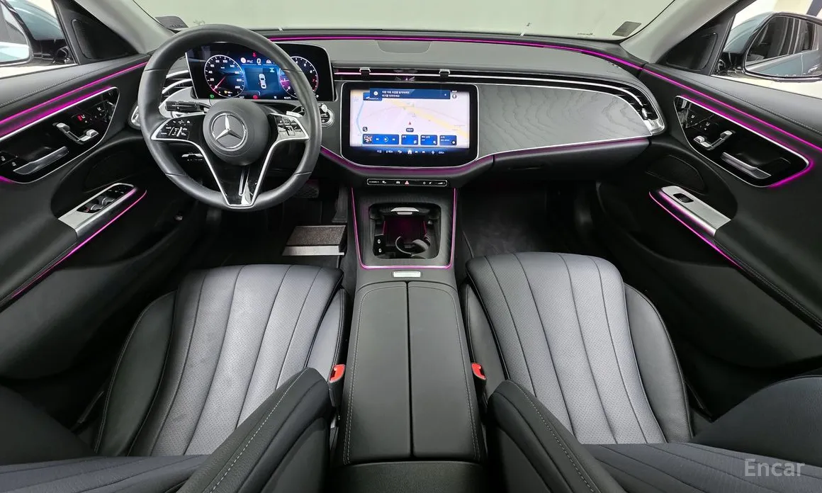 Фото 7 - Mercedes-Benz E-Class