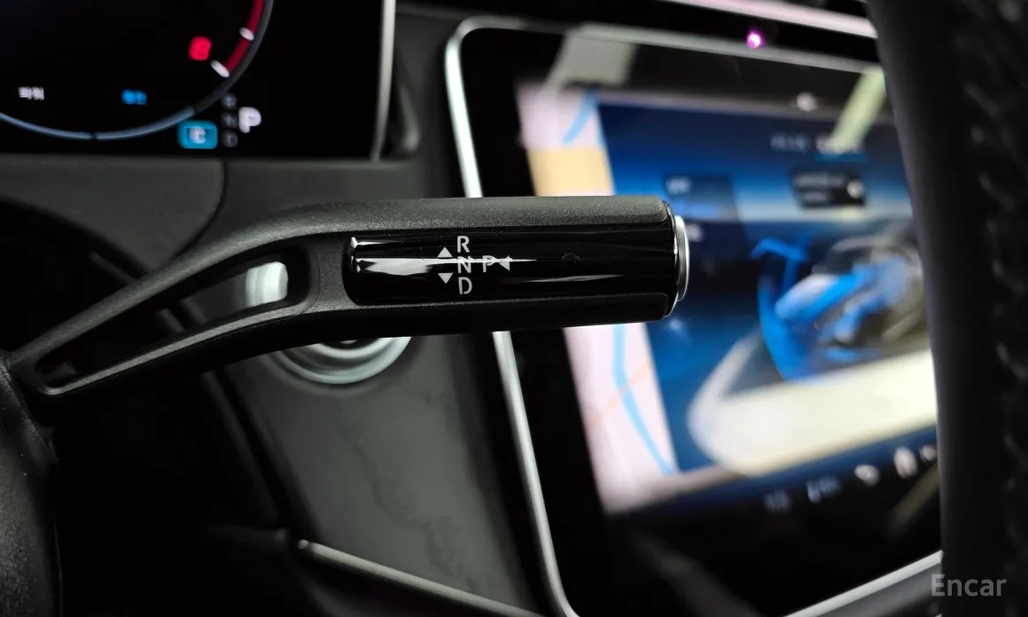 Фото 9 - Mercedes-Benz E-Class