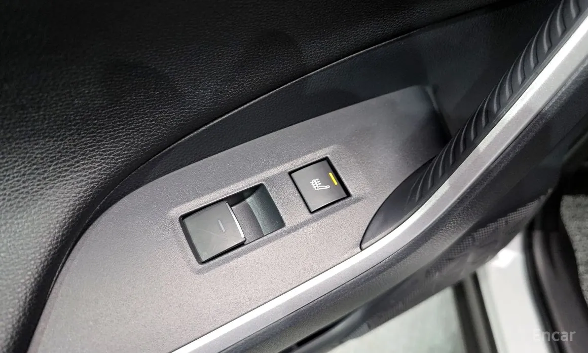 Фото 18 - Toyota RAV4