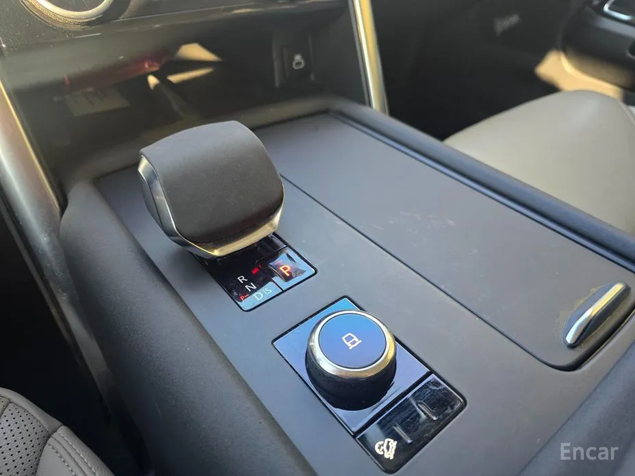 Фото 9 - Land Rover Discovery