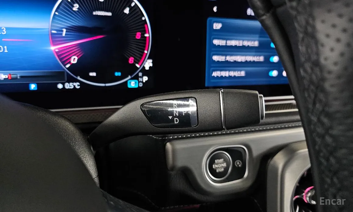 Фото 9 - Mercedes-Benz G-Class