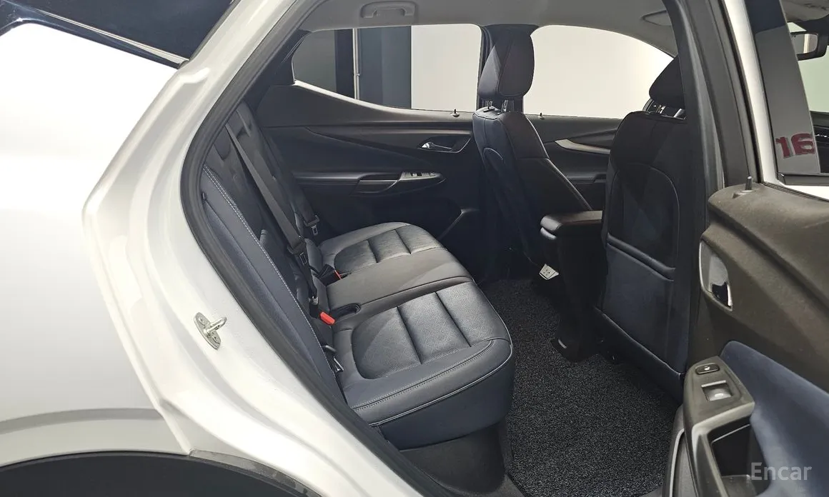 Фото 13 - Chevrolet Bolt EUV