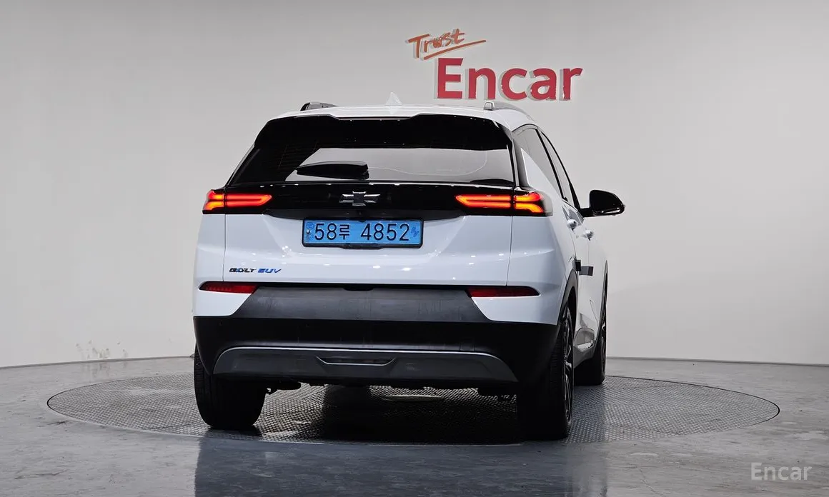 Фото 4 - Chevrolet Bolt EUV