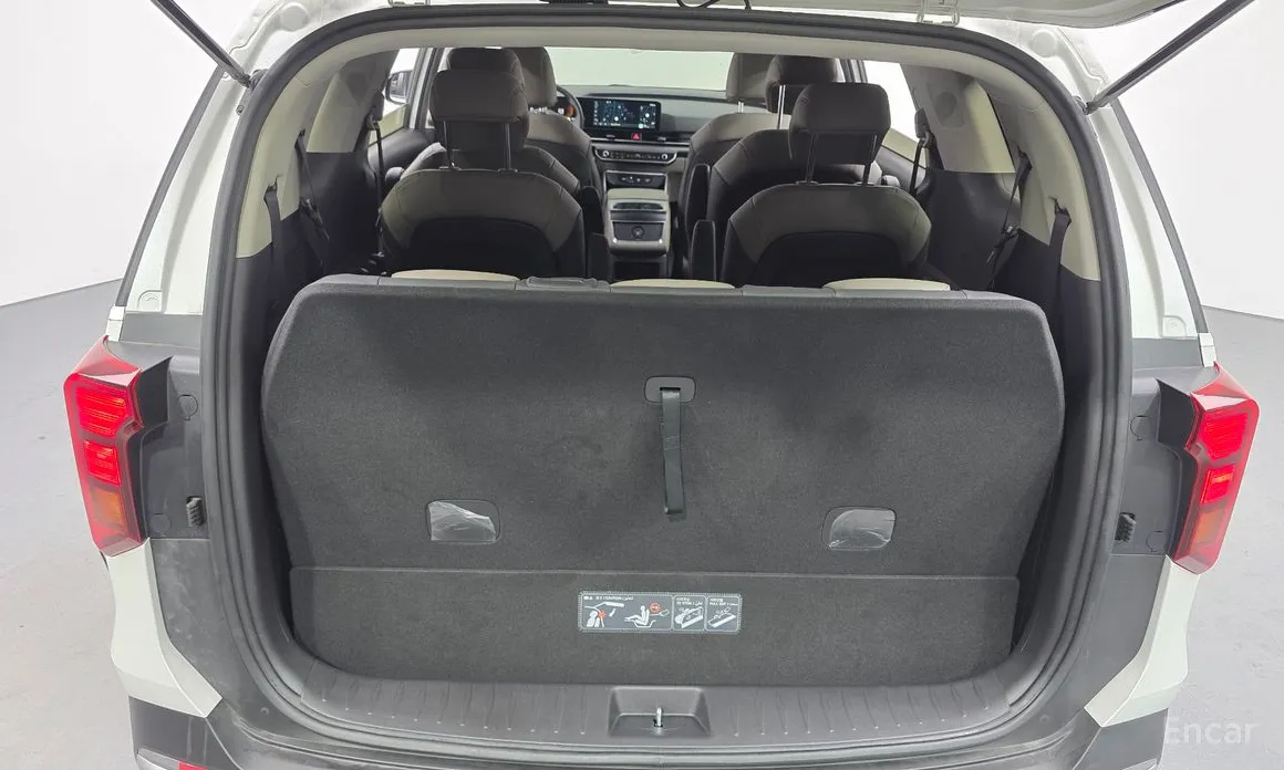 Фото 20 - Kia Carnival