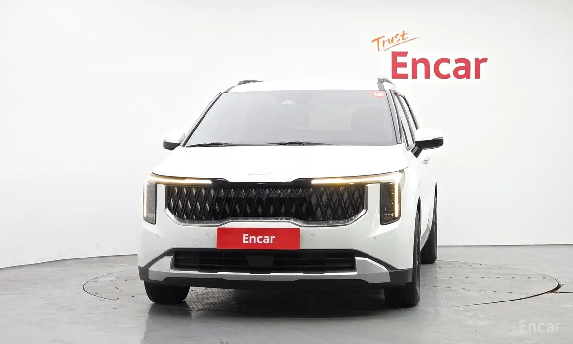 Фото 3 - Kia Carnival