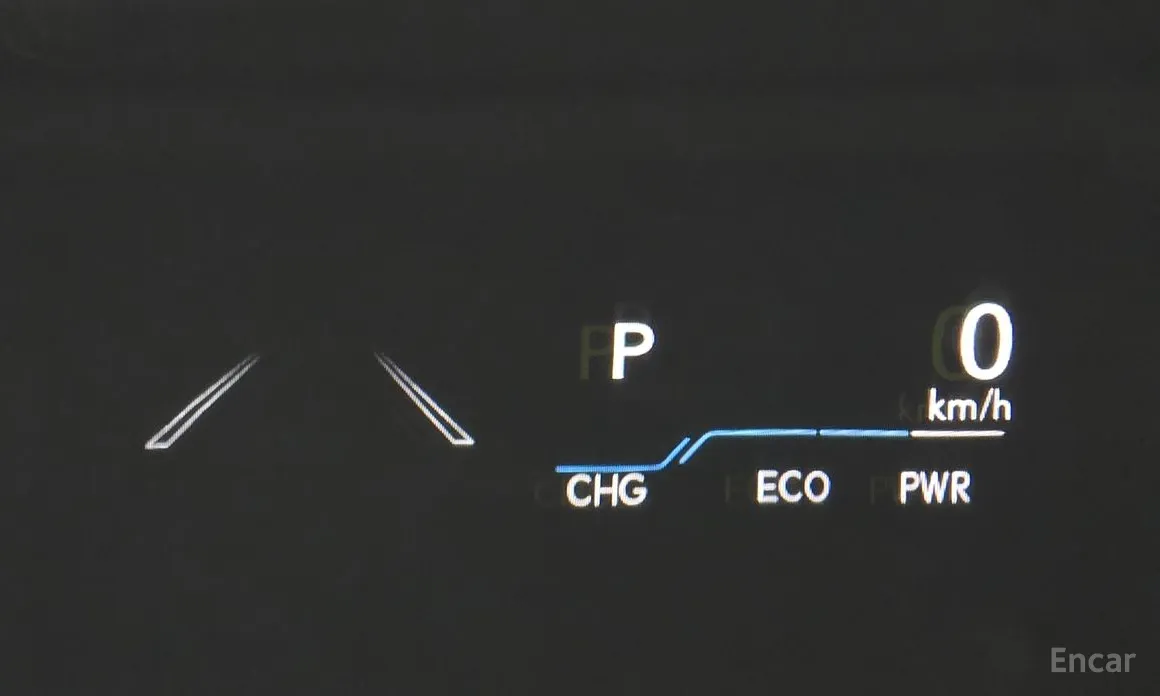 Фото 18 - Lexus ES