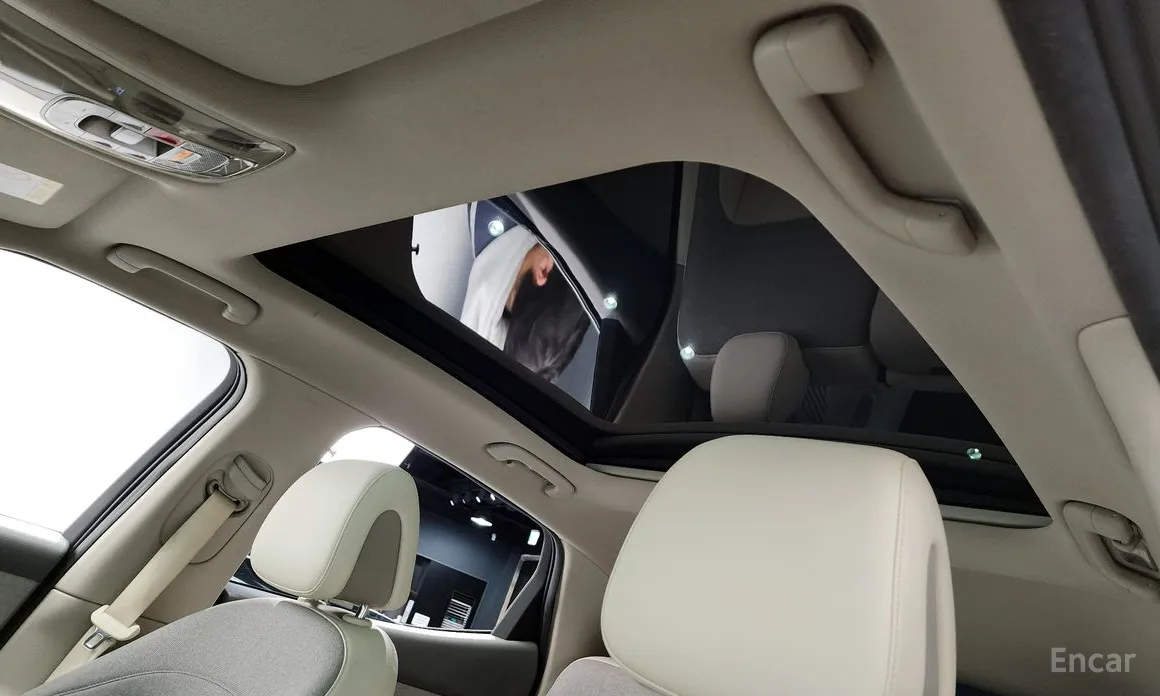 Фото 19 - Genesis GV60