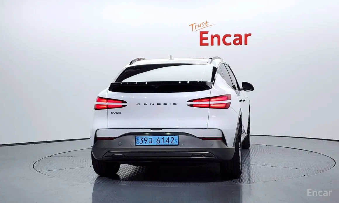 Фото 4 - Genesis GV60