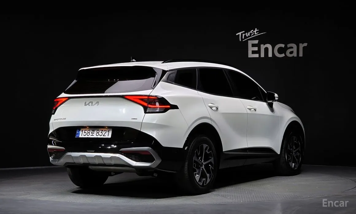 Фото 2 - Kia Sportage