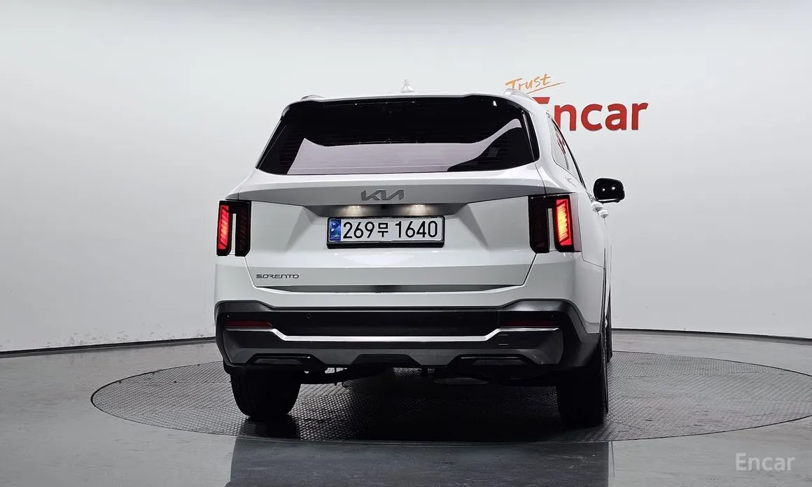 Фото 4 - Kia Sorento