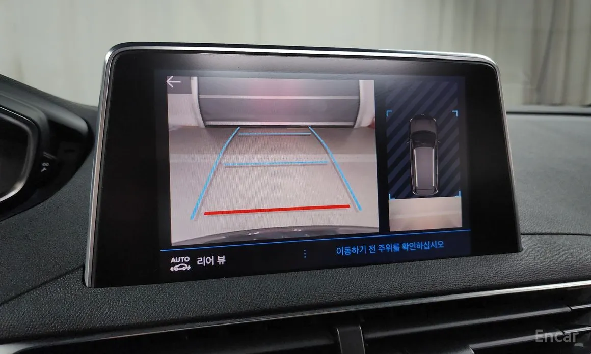 Фото 15 - Peugeot 5008