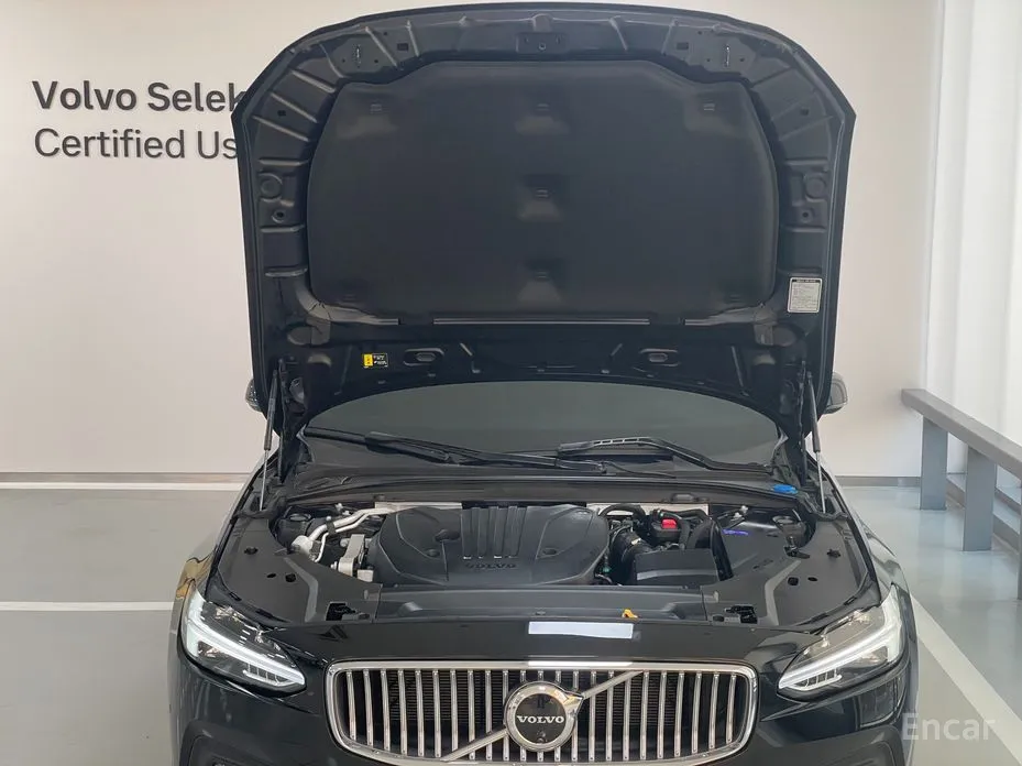 Фото 6 - Volvo S90