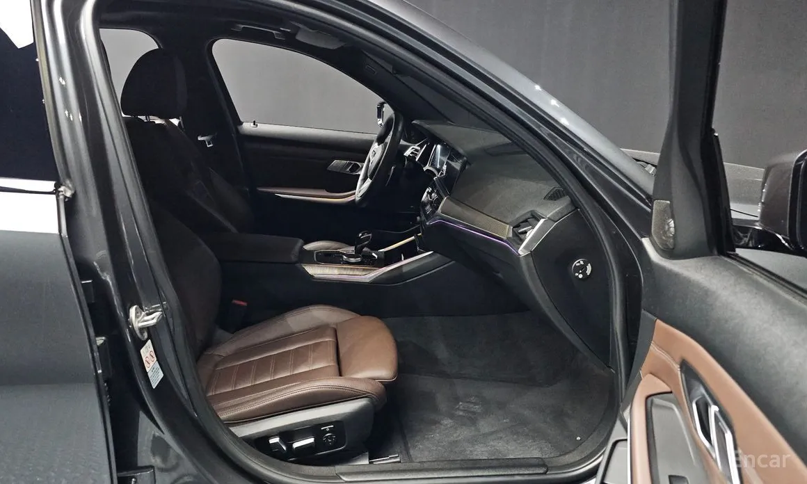 Фото 11 - BMW 3 Series