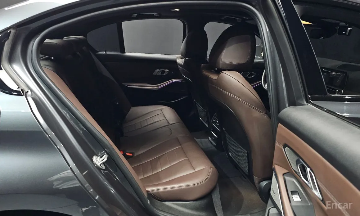 Фото 12 - BMW 3 Series