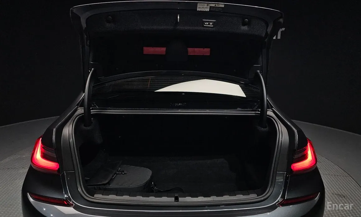 Фото 20 - BMW 3 Series