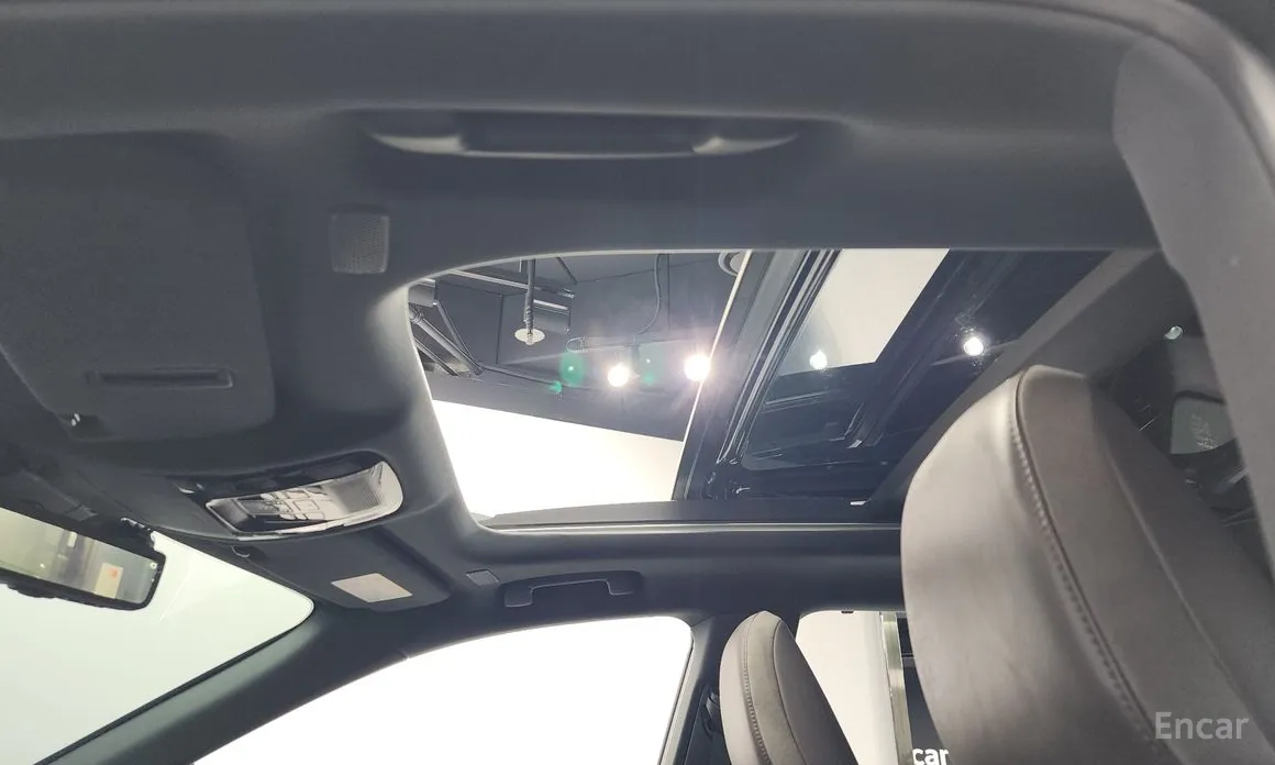 Фото 17 - Lexus RX