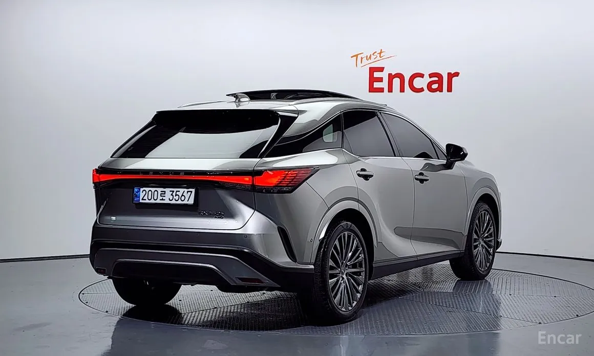 Фото 2 - Lexus RX