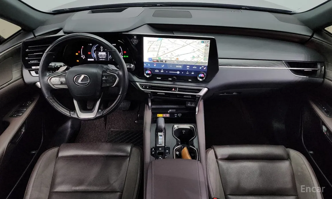 Фото 7 - Lexus RX