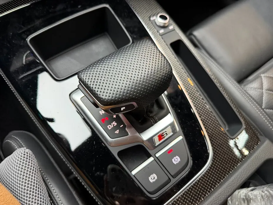 Фото 9 - Audi SQ5